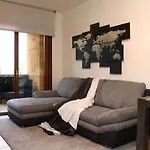 Comfy Living! Renovated 2 Rooms At Ambra Apartments-Lift-Secure Parking-Great Area!